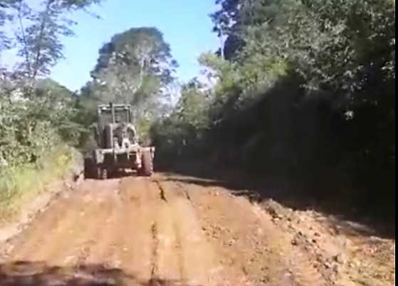 Camacã: Prefeitura inicia a recuperação da estrada de Jacareci